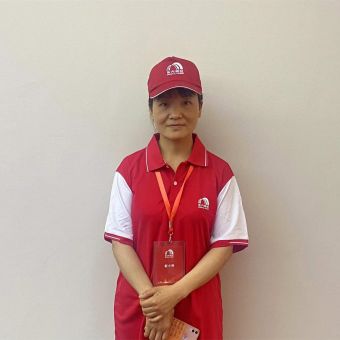靳小利