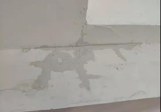 屋顶漏水怎么办？如何进行屋顶漏水补漏？jn江南体育教你找准漏水原因