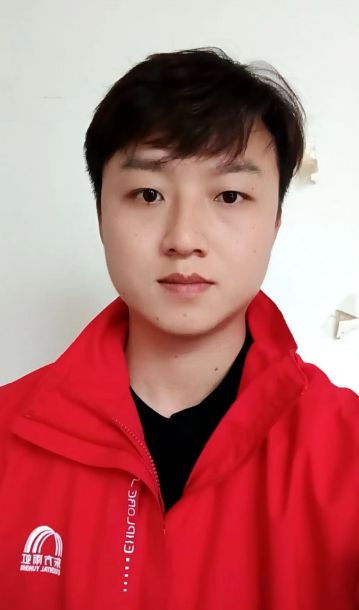何子威